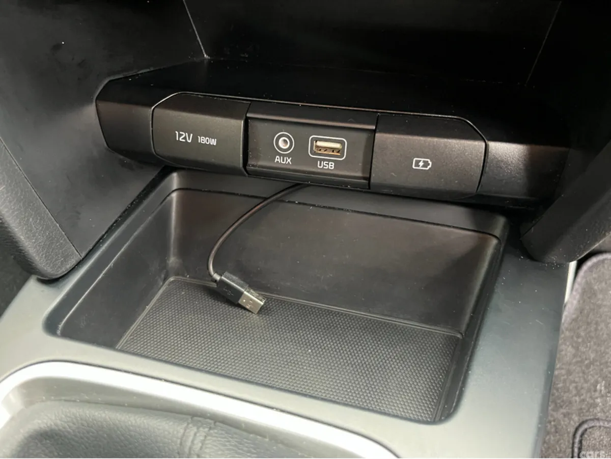 Kia Ceed Hatchback, Petrol, 2019, Grey