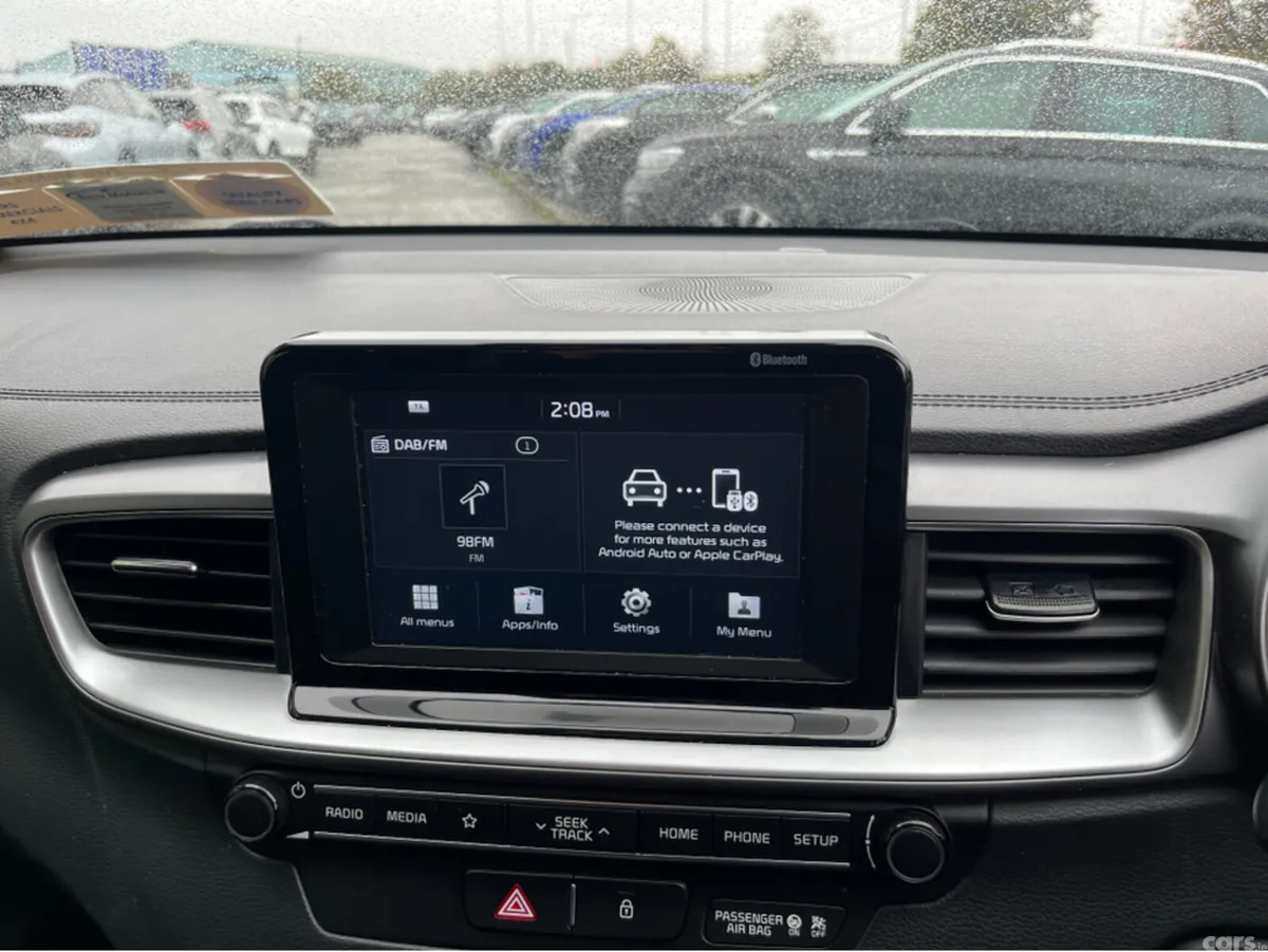 Kia Ceed Hatchback, Petrol, 2019, Grey