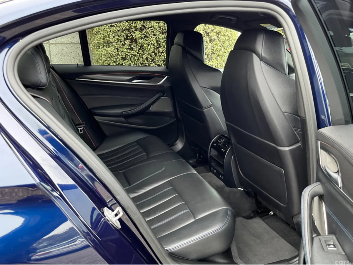 BMW 5-Series Saloon, Petrol Plug-in Hybrid, 2021, Blue