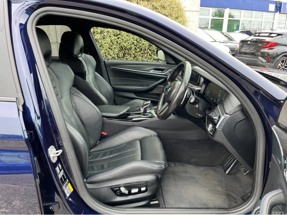 BMW 5-Series Saloon, Petrol Plug-in Hybrid, 2021, Blue