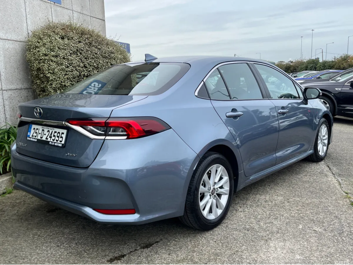 Toyota Corolla Saloon, Petrol Hybrid, 2025, Grey