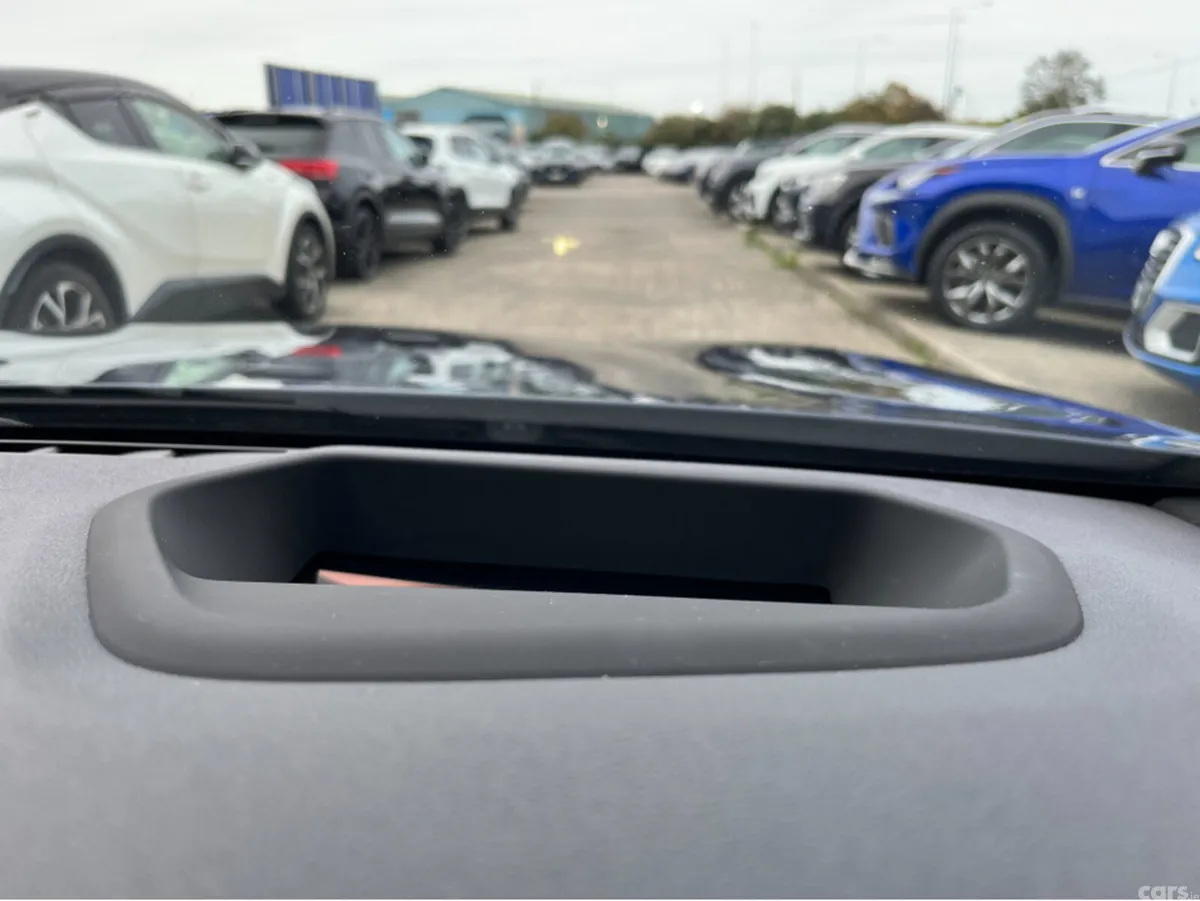 BMW 5-Series Saloon, Petrol Plug-in Hybrid, 2021, Blue