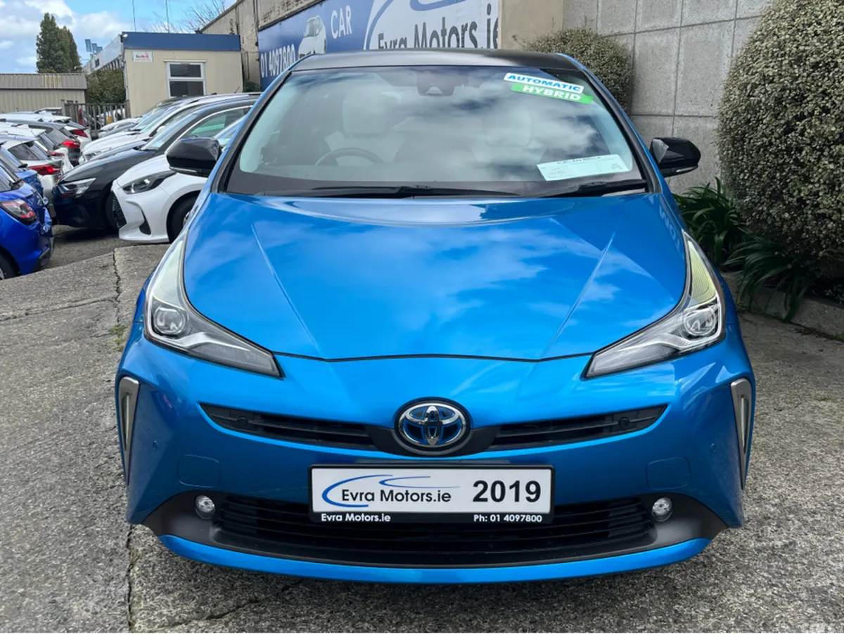 Toyota Prius Saloon, Petrol Hybrid, 2019, Blue