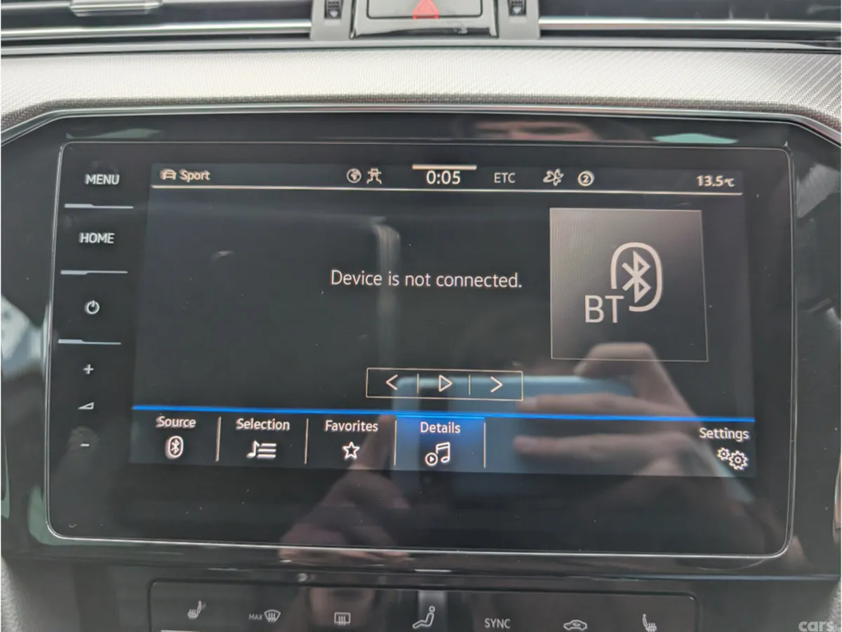 Volkswagen Passat Estate, Diesel, 2023, Grey