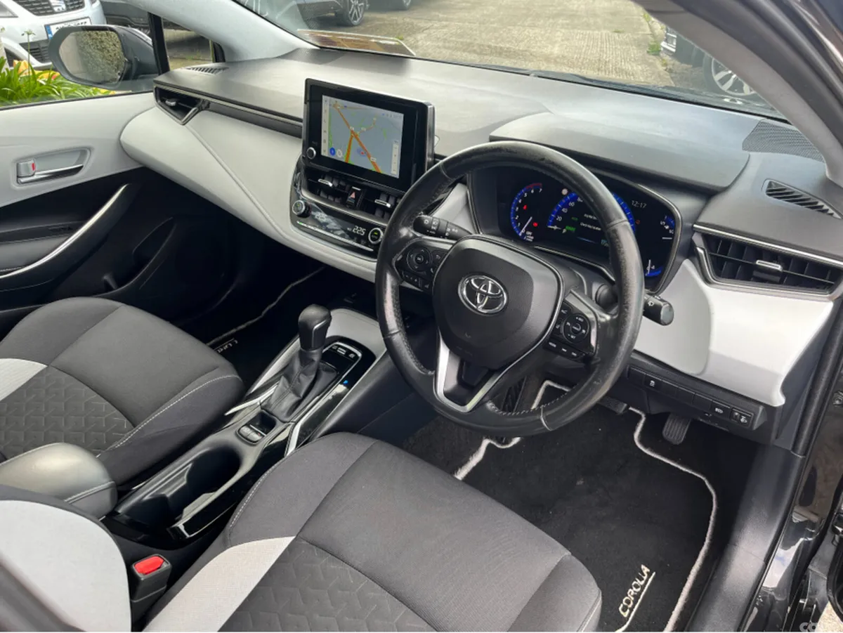 Toyota Corolla Estate, Petrol Hybrid, 2022, Black