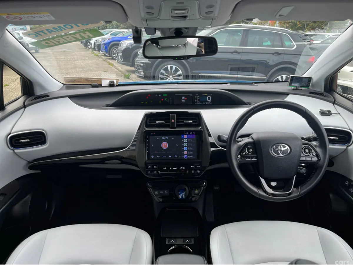 Toyota Prius Saloon, Petrol Hybrid, 2019, Blue
