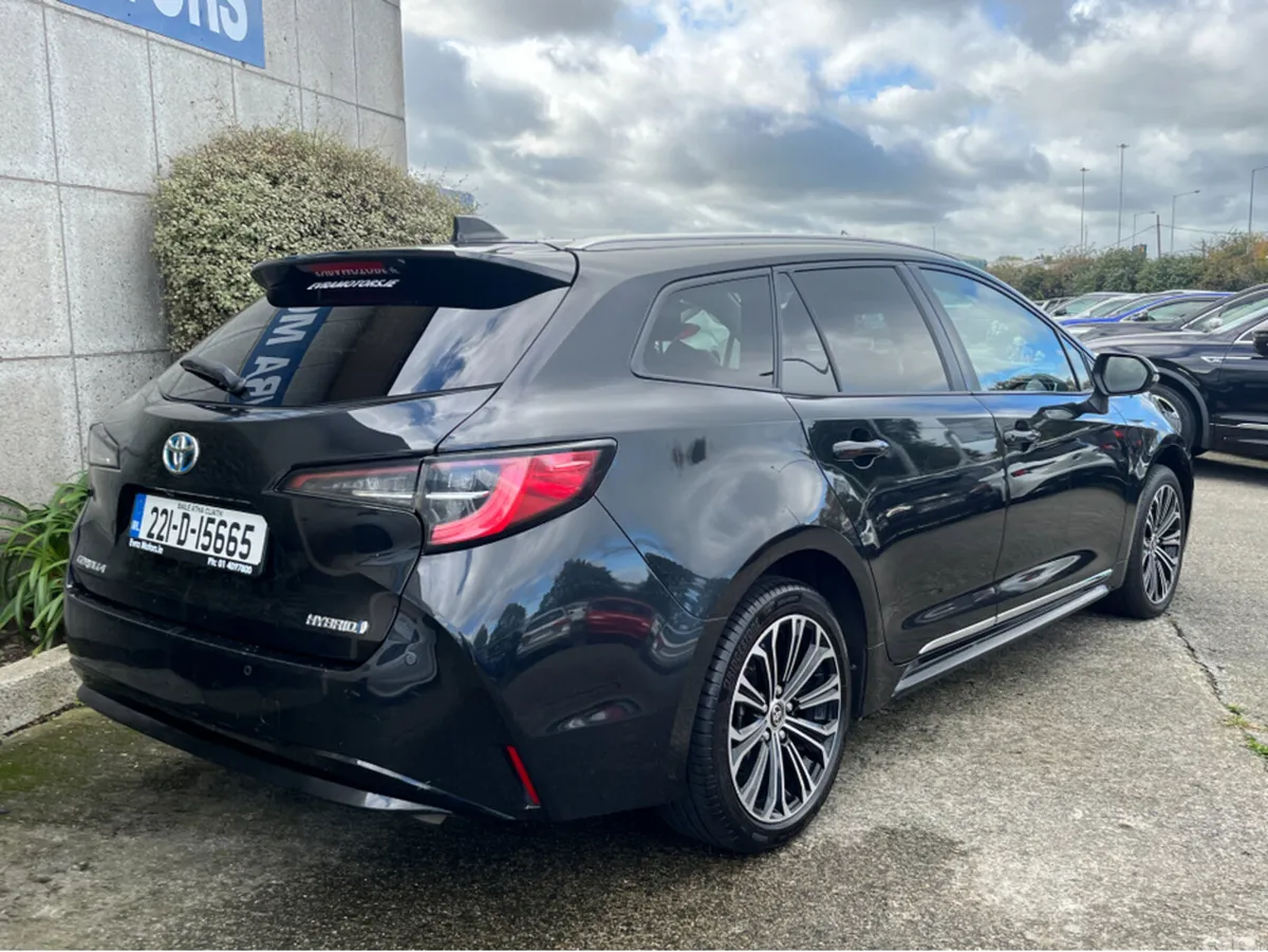 Toyota Corolla Estate, Petrol Hybrid, 2022, Black
