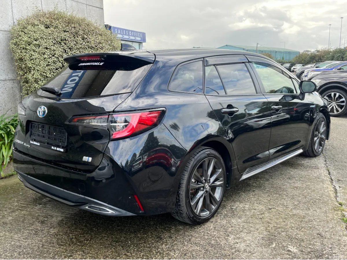 Toyota Corolla Estate, Petrol Hybrid, 2020, Black