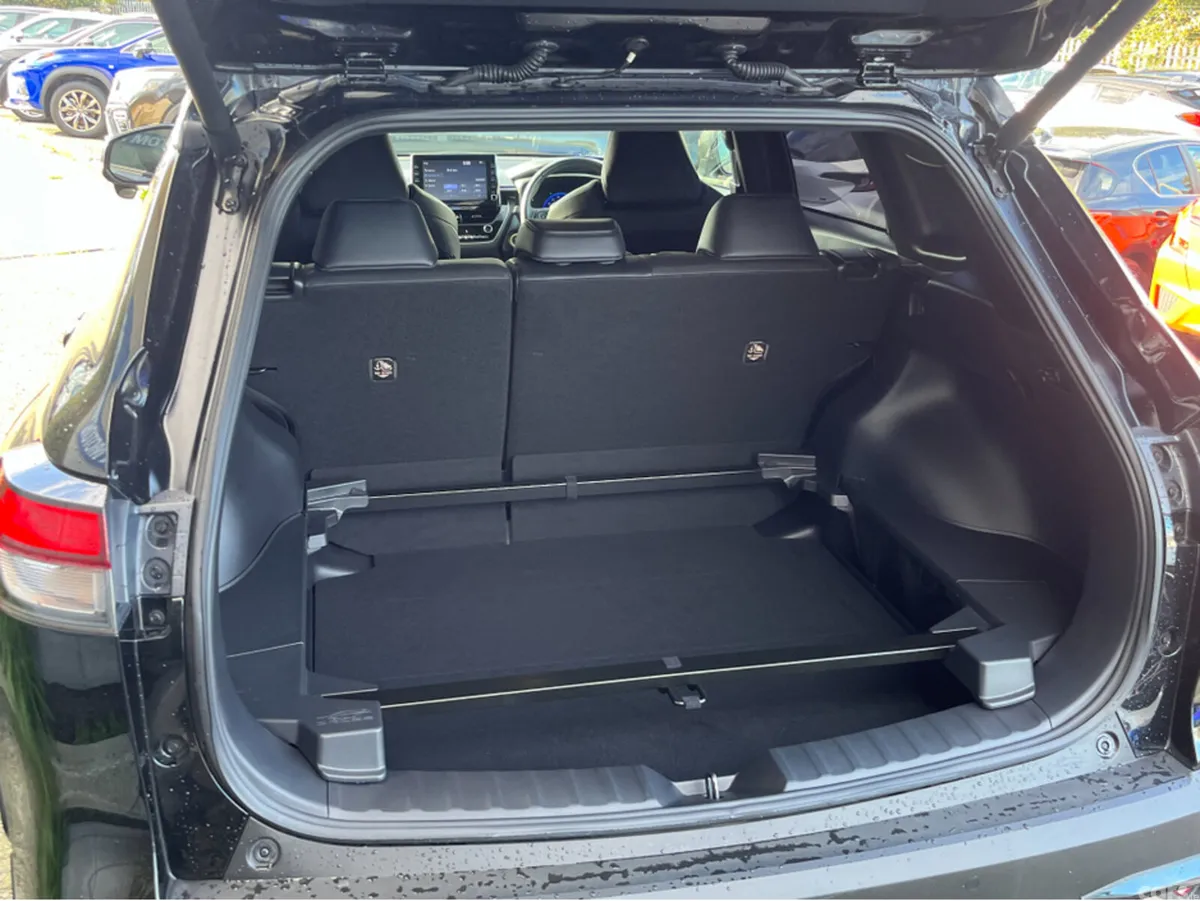 Toyota Corolla Cross SUV, Petrol Hybrid, 2023, Black