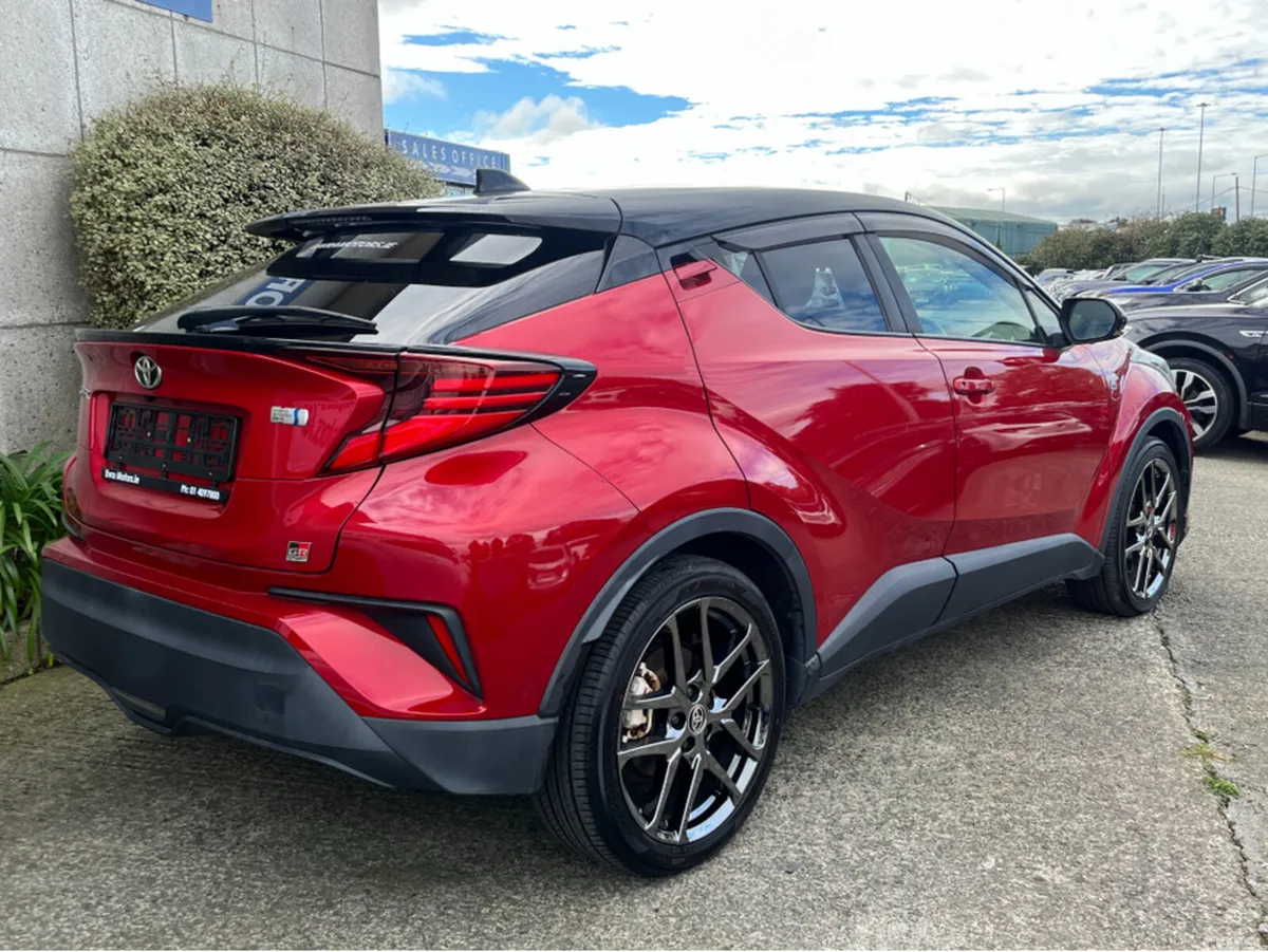Toyota C-HR SUV, Petrol Hybrid, 2021, Red