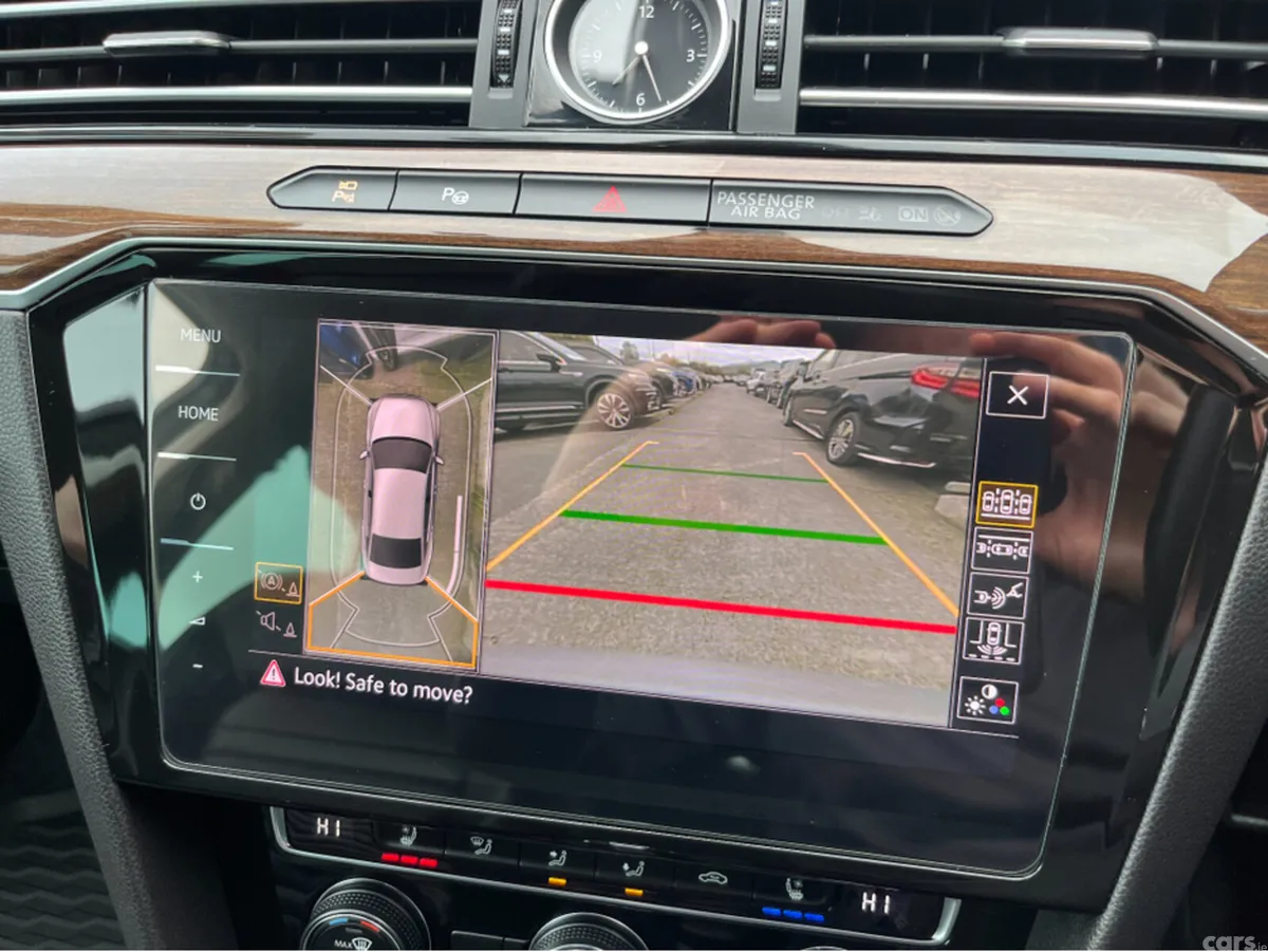 Volkswagen Passat Saloon, Diesel, 2018, Grey
