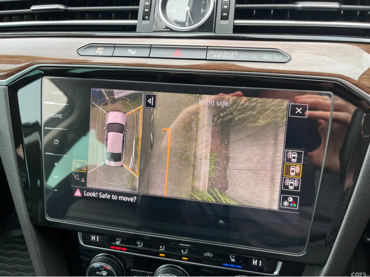 Volkswagen Passat Saloon, Diesel, 2018, Grey