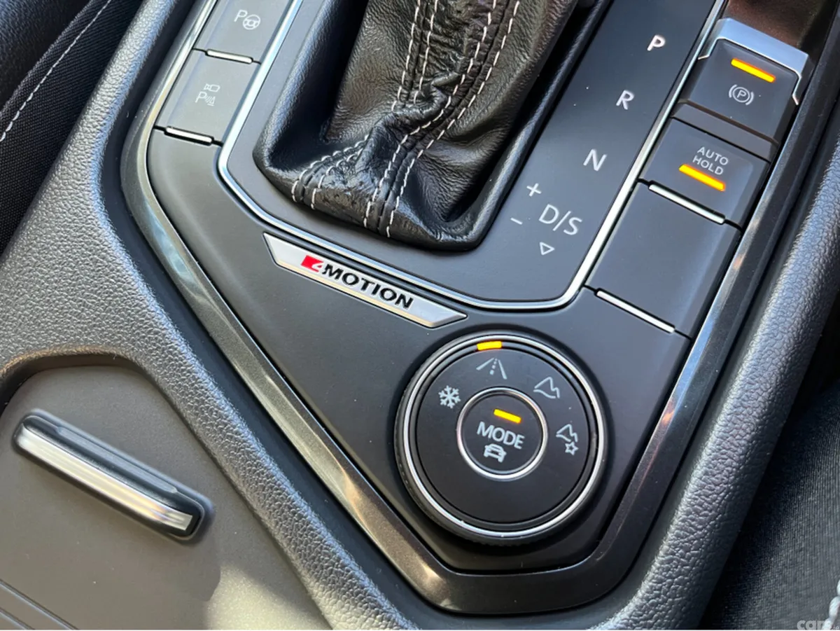 Volkswagen Tiguan SUV, Diesel, 2019, Black