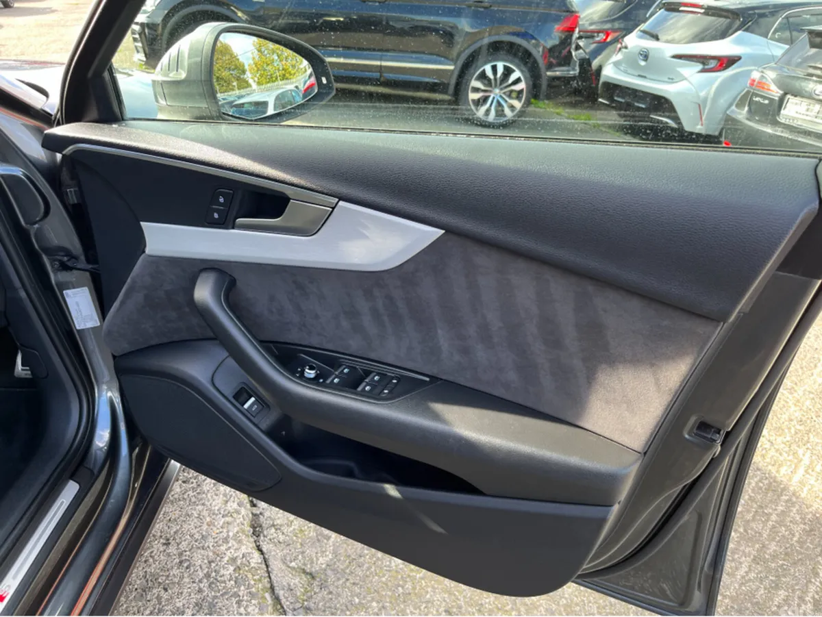 Audi A4 Saloon, Diesel, 2018, Grey