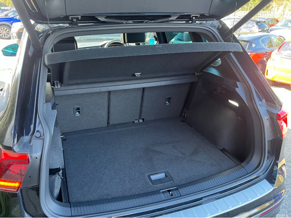 Volkswagen Tiguan SUV, Diesel, 2019, Black