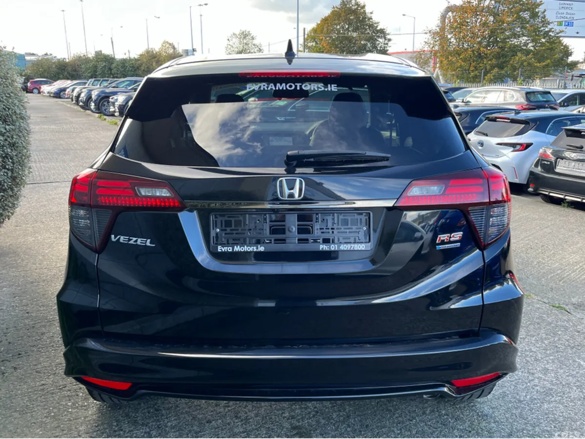 Honda Vezel SUV, Petrol Hybrid, 2021, Black