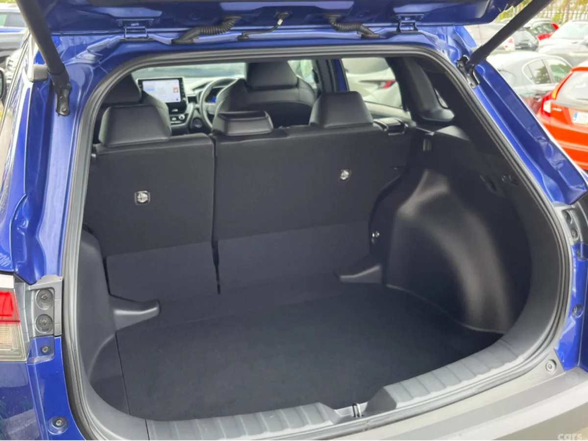 Toyota Corolla Cross SUV, Petrol Hybrid, 2022, Blue