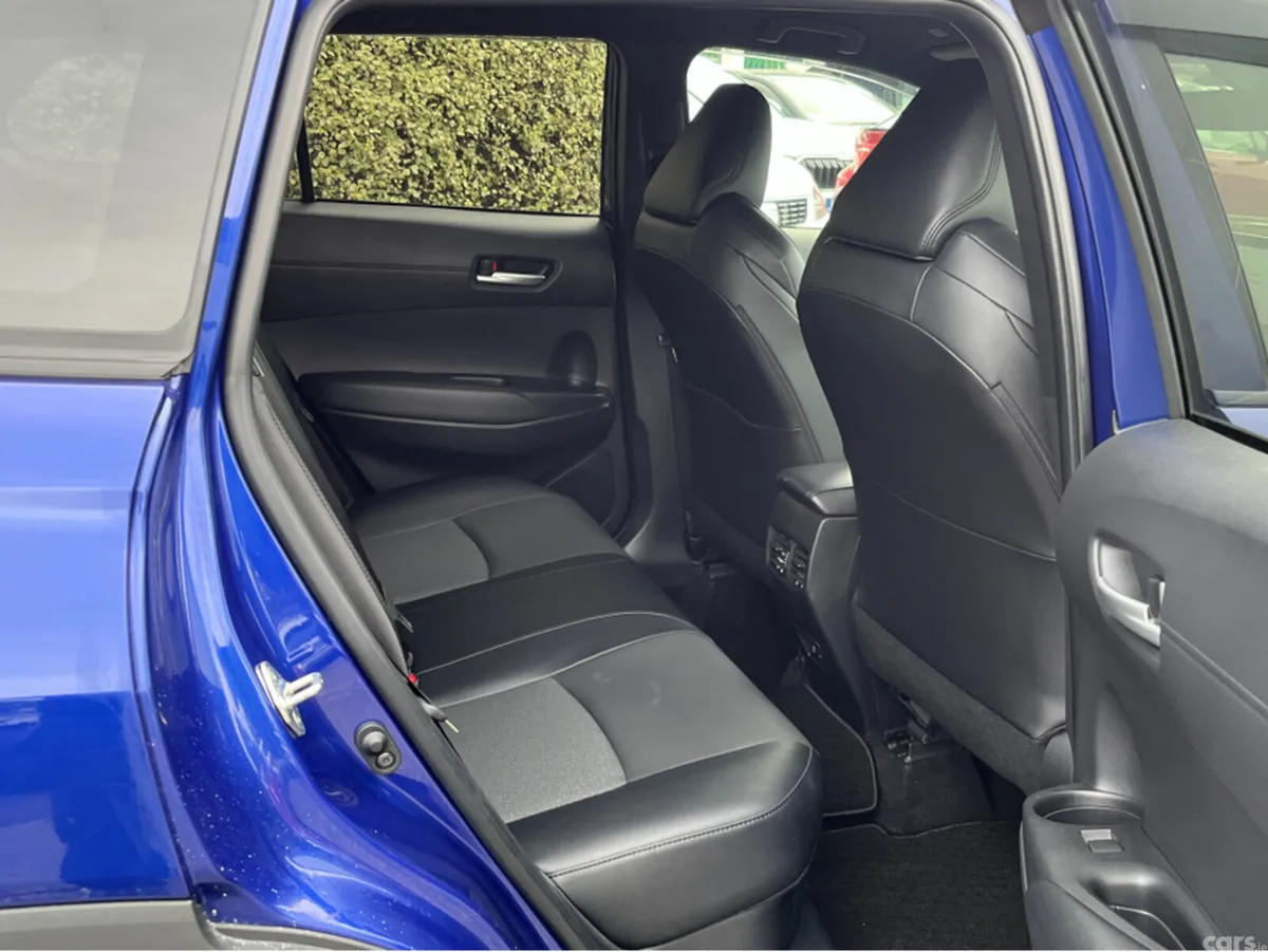 Toyota Corolla Cross SUV, Petrol Hybrid, 2022, Blue