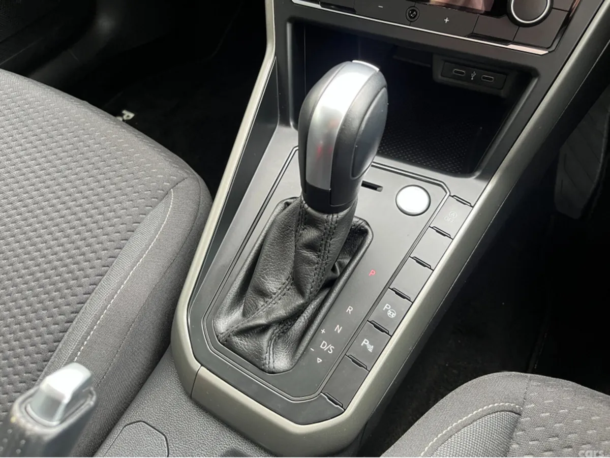 Volkswagen Polo Hatchback, Petrol, 2021, Black