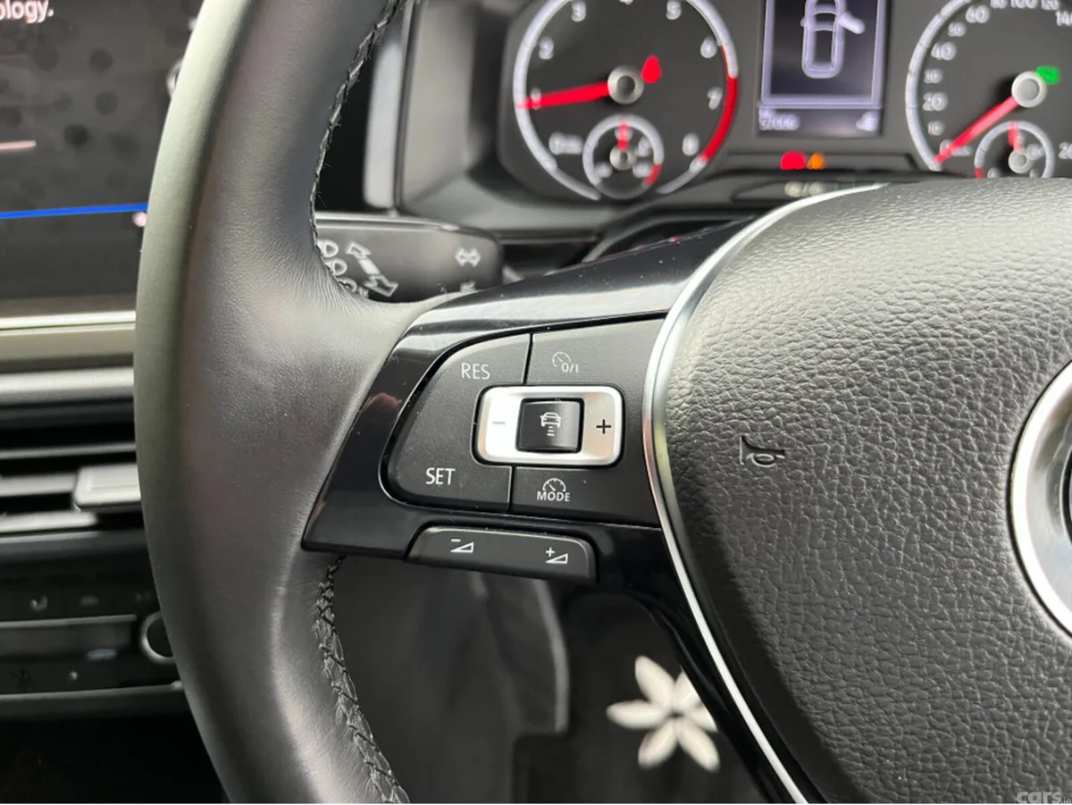 Volkswagen Polo Hatchback, Petrol, 2021, Black