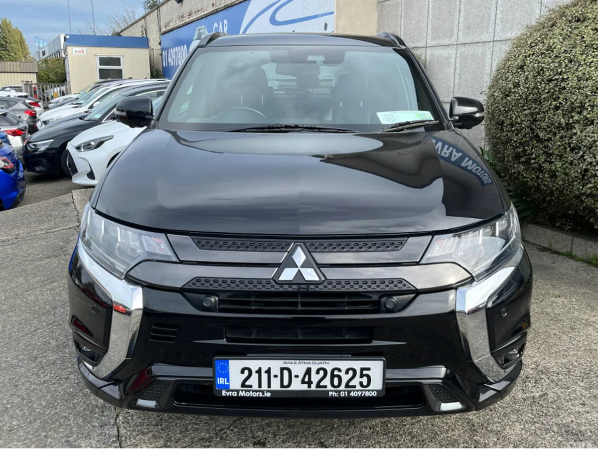 Mitsubishi Outlander SUV, Petrol Plug-in Hybrid, 2021, Black