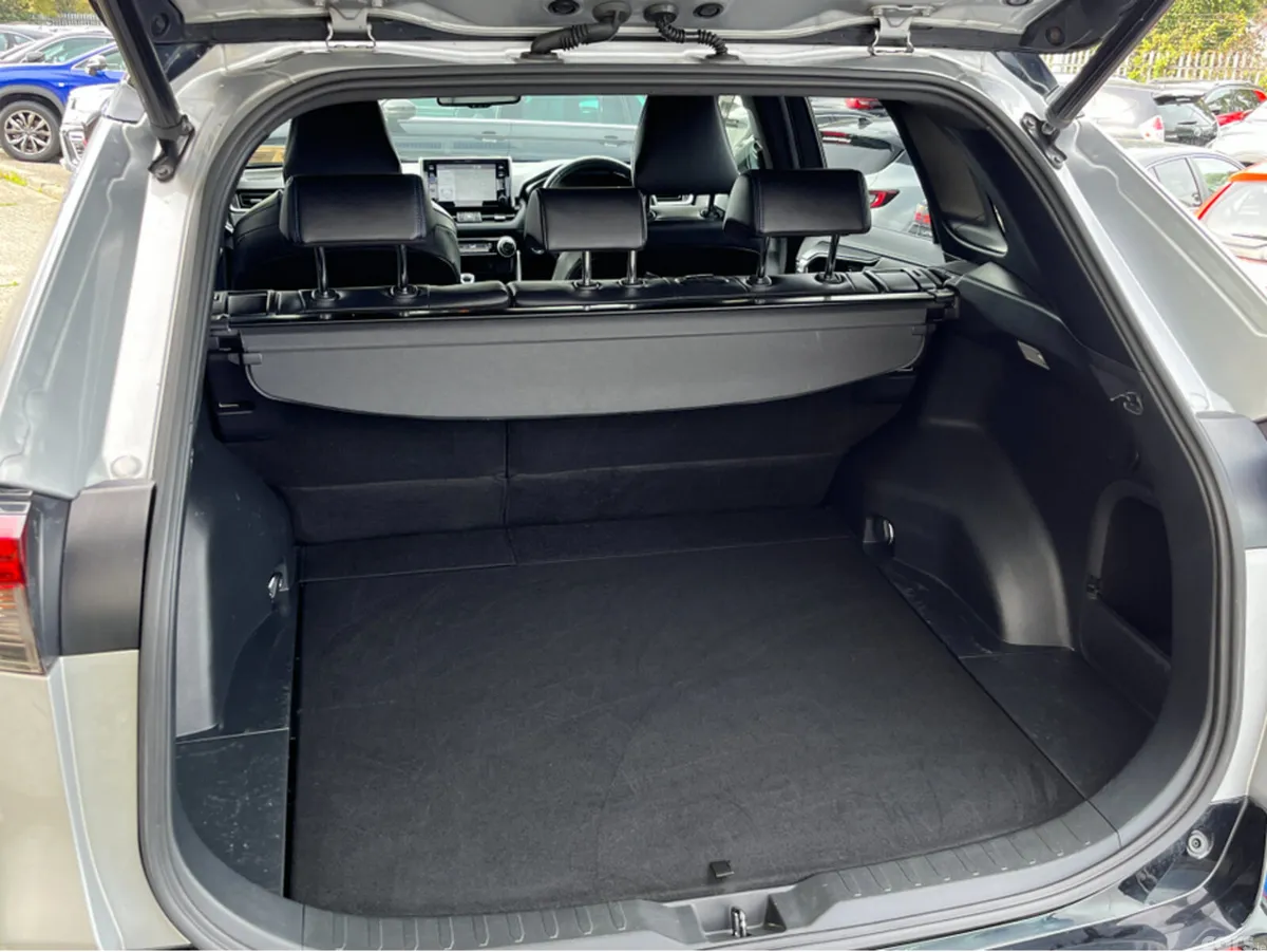 Toyota RAV4 SUV, Petrol Hybrid, 2019, Grey