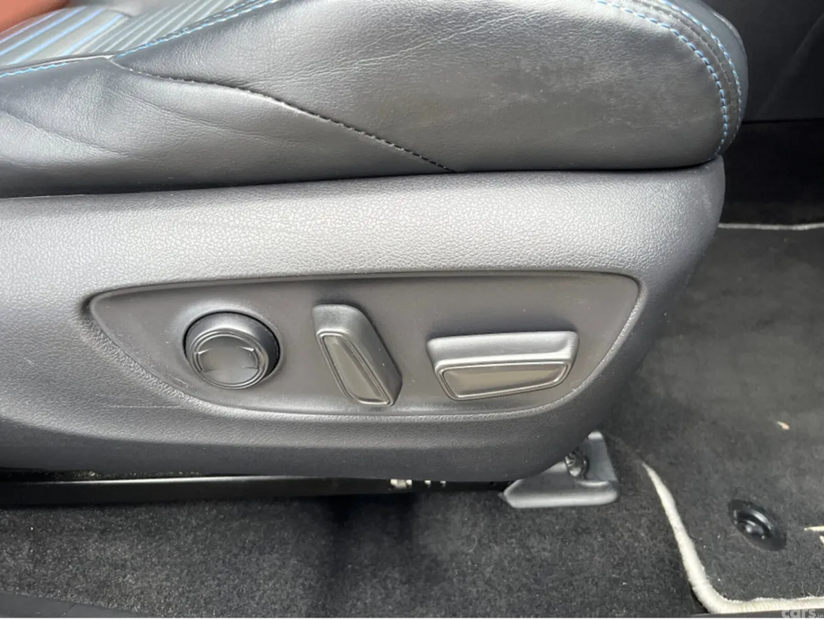 Toyota RAV4 SUV, Petrol Hybrid, 2019, Grey