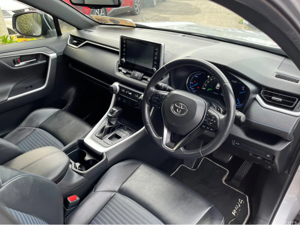 Toyota RAV4 SUV, Petrol Hybrid, 2019, Grey