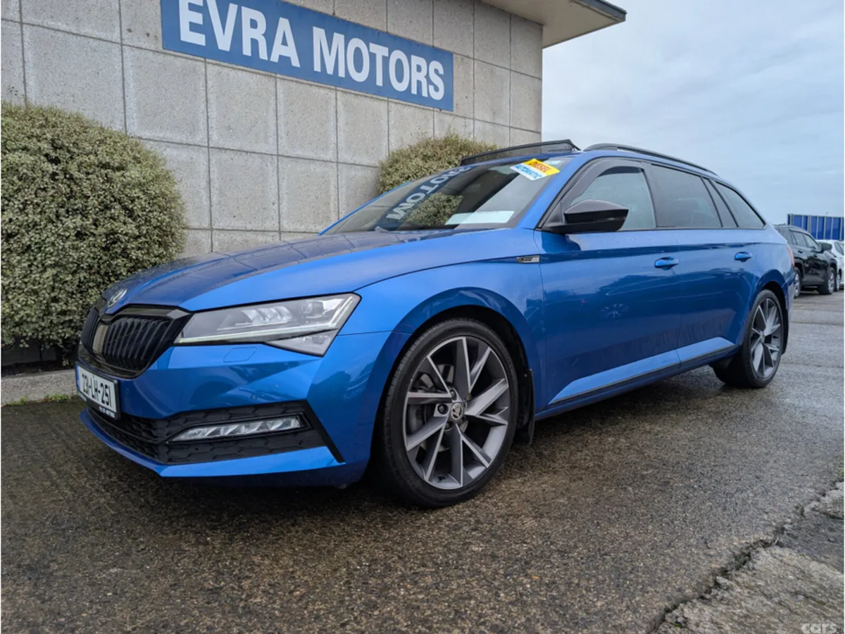 Skoda Superb Estate, Diesel, 2023, Blue