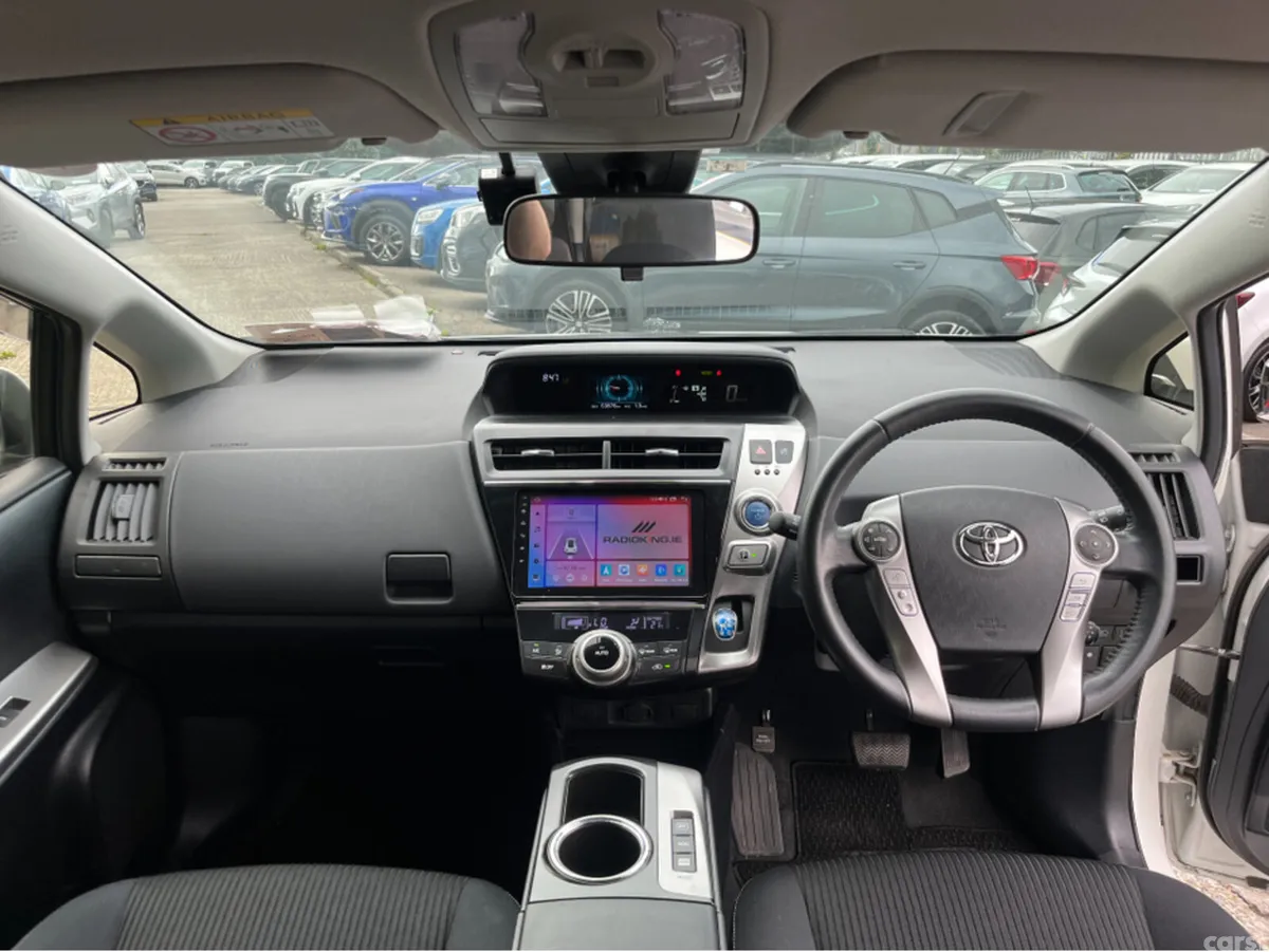 Toyota Prius MPV, Petrol Hybrid, 2019, White