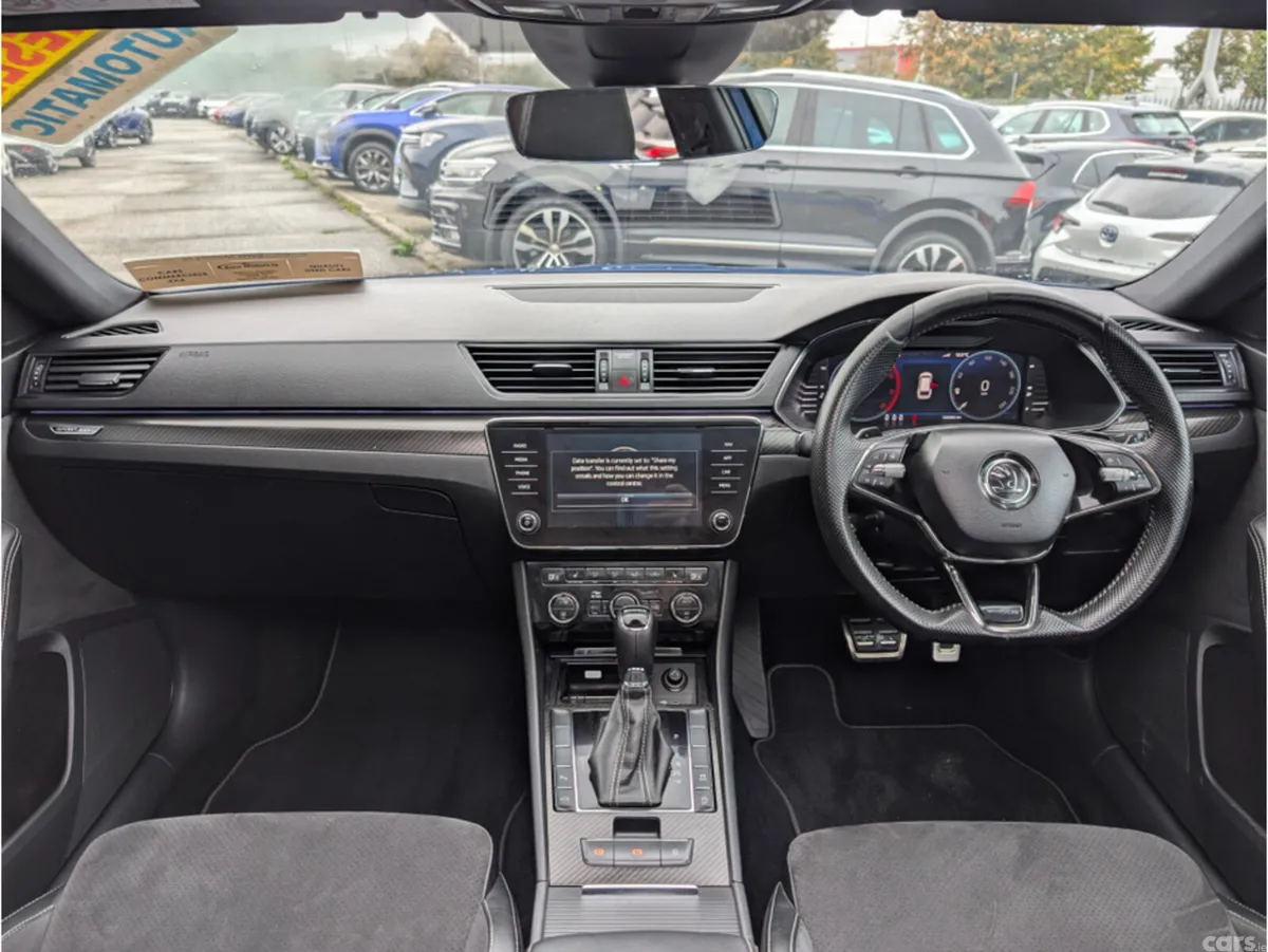 Skoda Superb Estate, Diesel, 2023, Blue