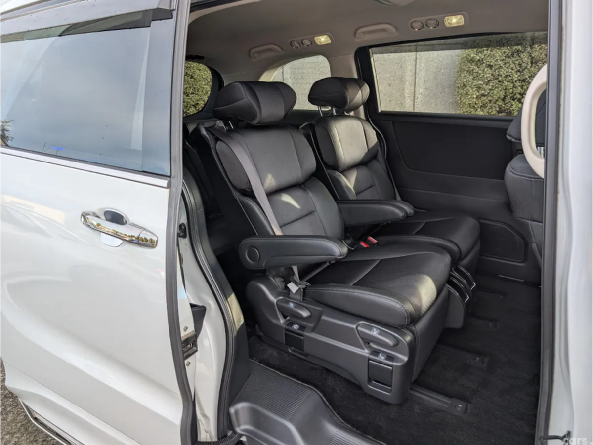 Honda Odyssey MPV, Petrol Hybrid, 2021, White