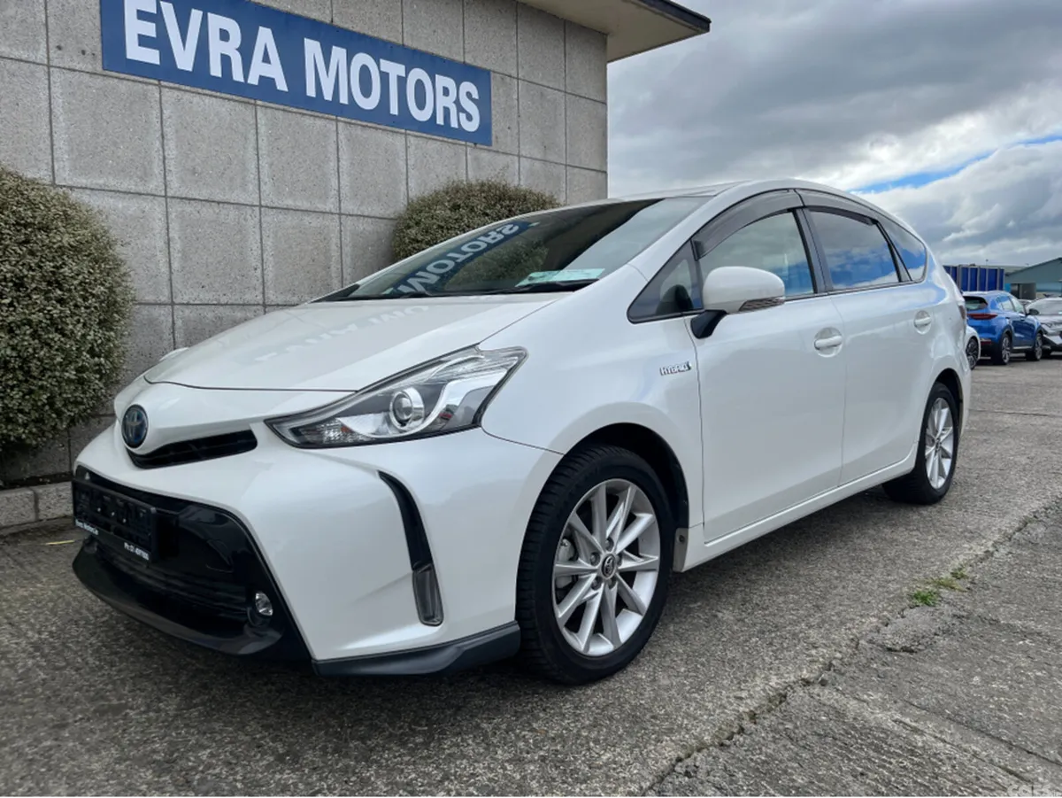 Toyota Prius MPV, Petrol Hybrid, 2019, White