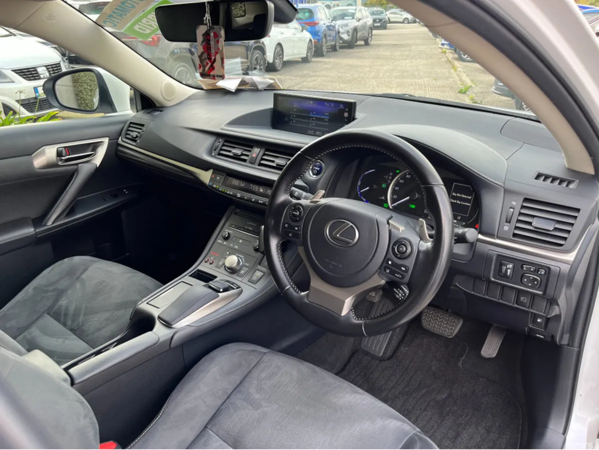 Lexus CT Hatchback, Petrol Hybrid, 2021, White