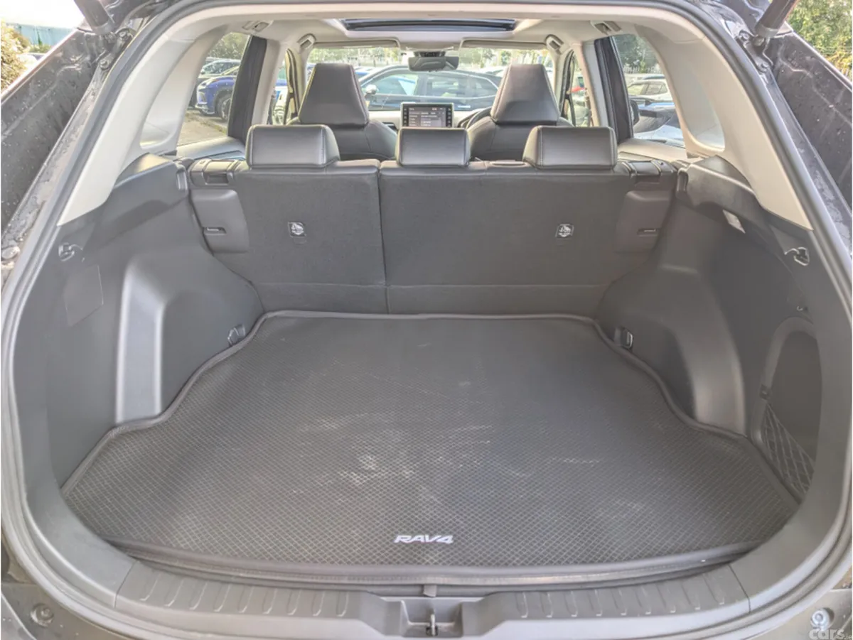 Toyota RAV4 SUV, Petrol Hybrid, 2021, Black