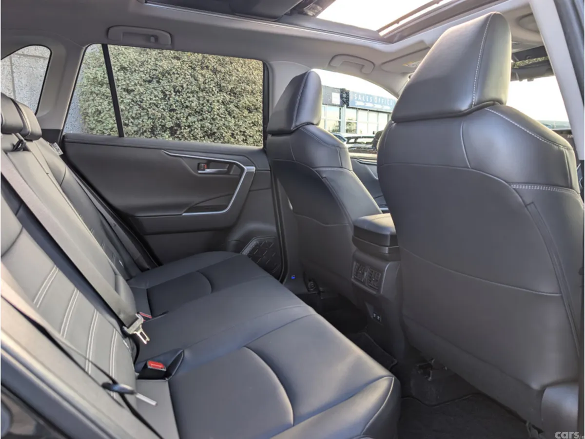 Toyota RAV4 SUV, Petrol Hybrid, 2021, Black