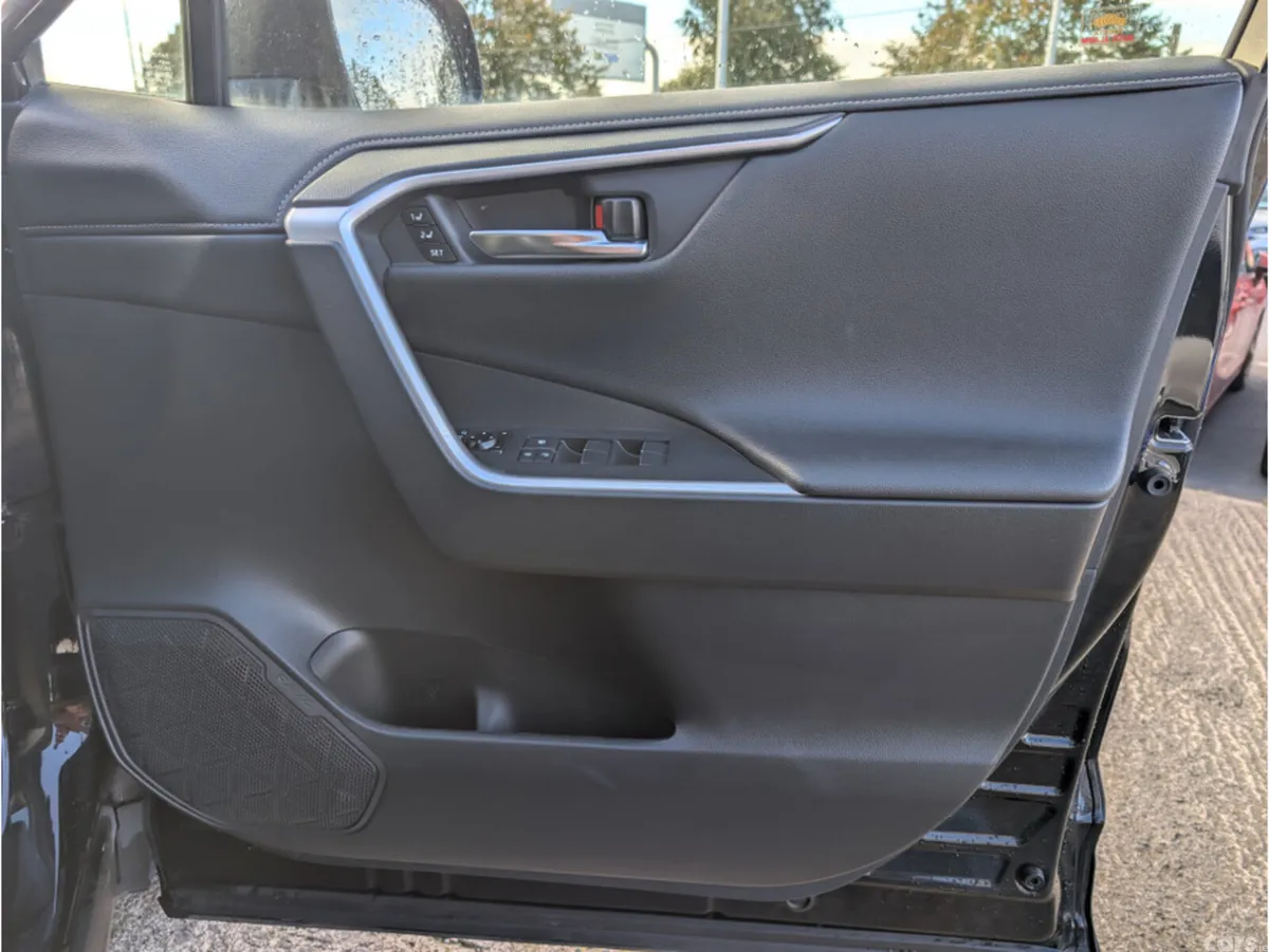 Toyota RAV4 SUV, Petrol Hybrid, 2021, Black