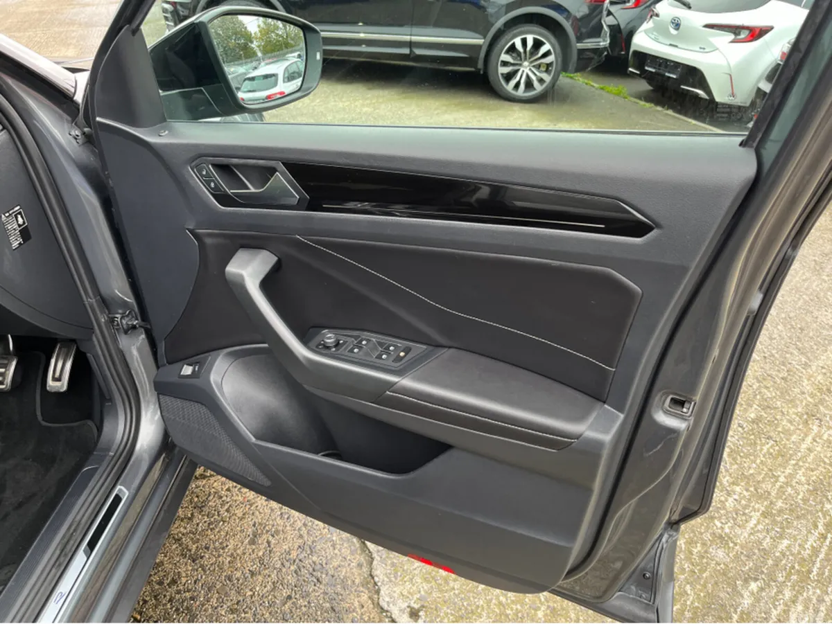Volkswagen T-Roc SUV, Diesel, 2024, Grey