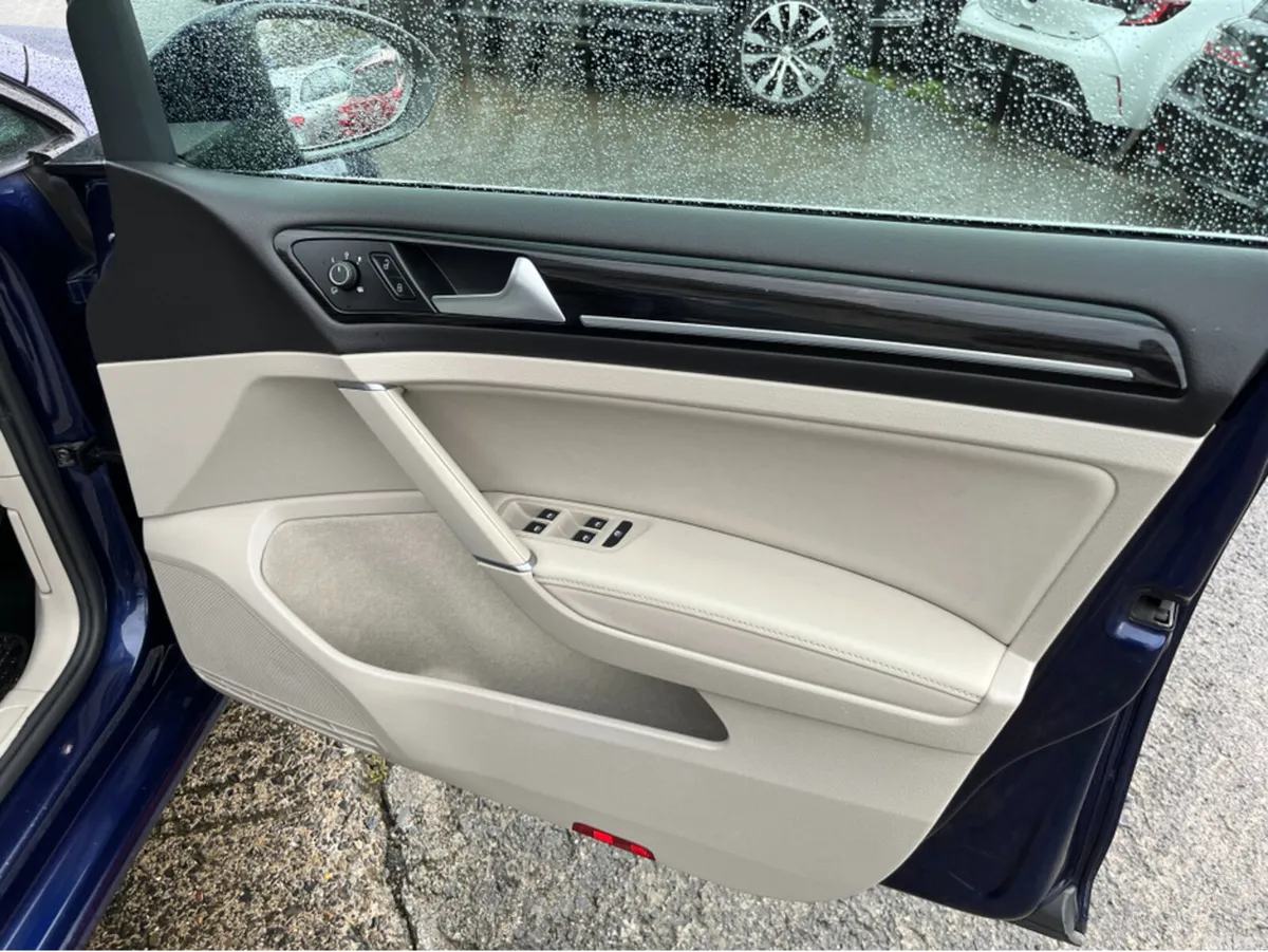 Volkswagen Golf Estate, Diesel, 2019, Blue