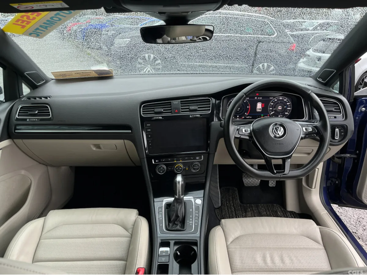 Volkswagen Golf Estate, Diesel, 2019, Blue