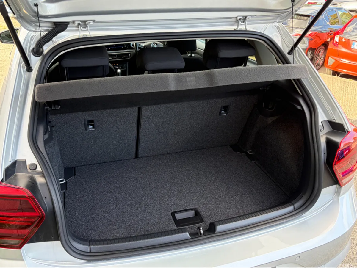 Volkswagen Polo Hatchback, Petrol, 2018, Silver