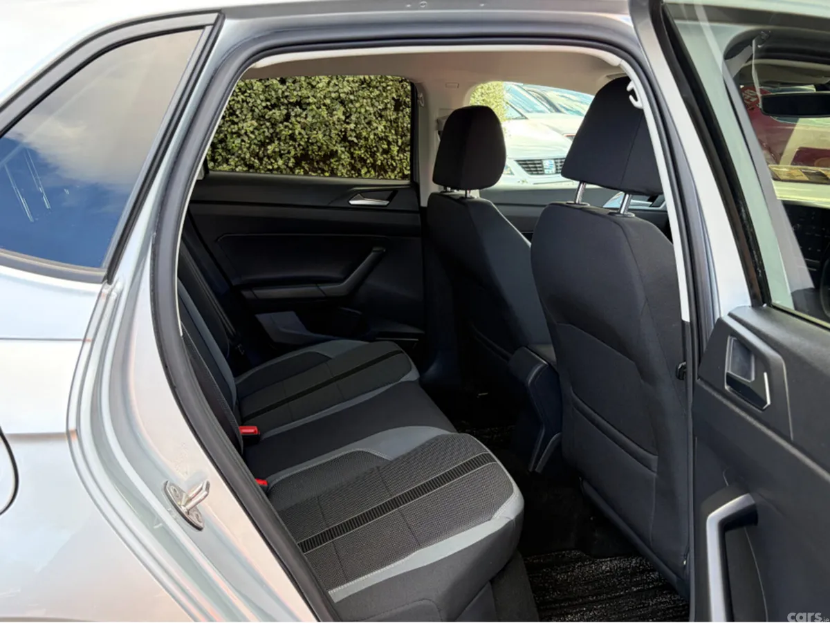 Volkswagen Polo Hatchback, Petrol, 2018, Silver