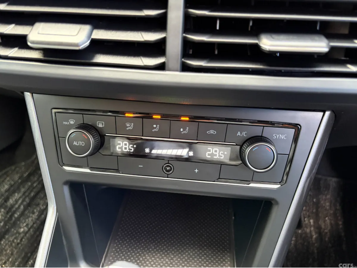 Volkswagen Polo Hatchback, Petrol, 2018, Silver