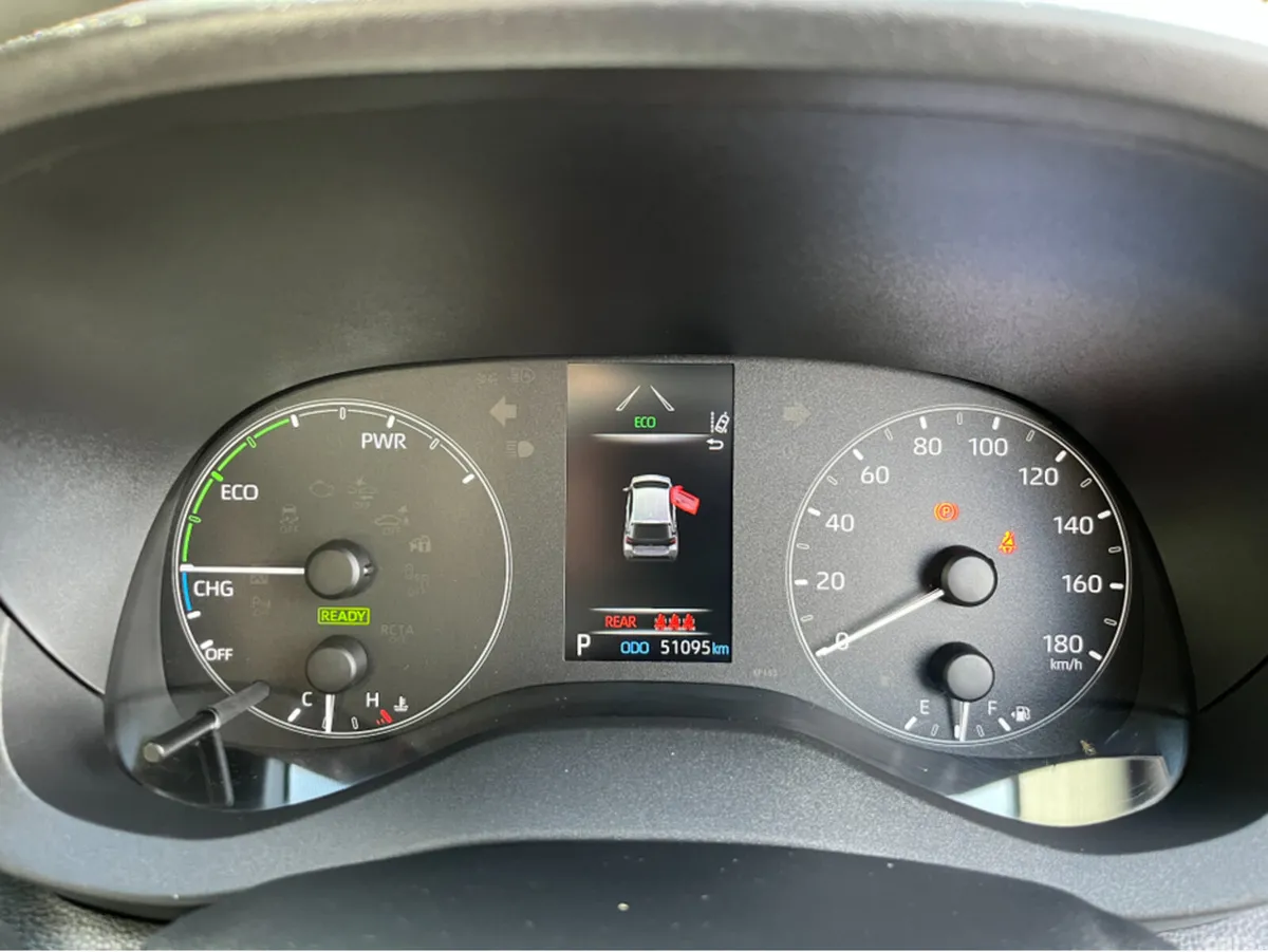 Toyota Yaris Hatchback, Petrol Hybrid, 2023, Blue
