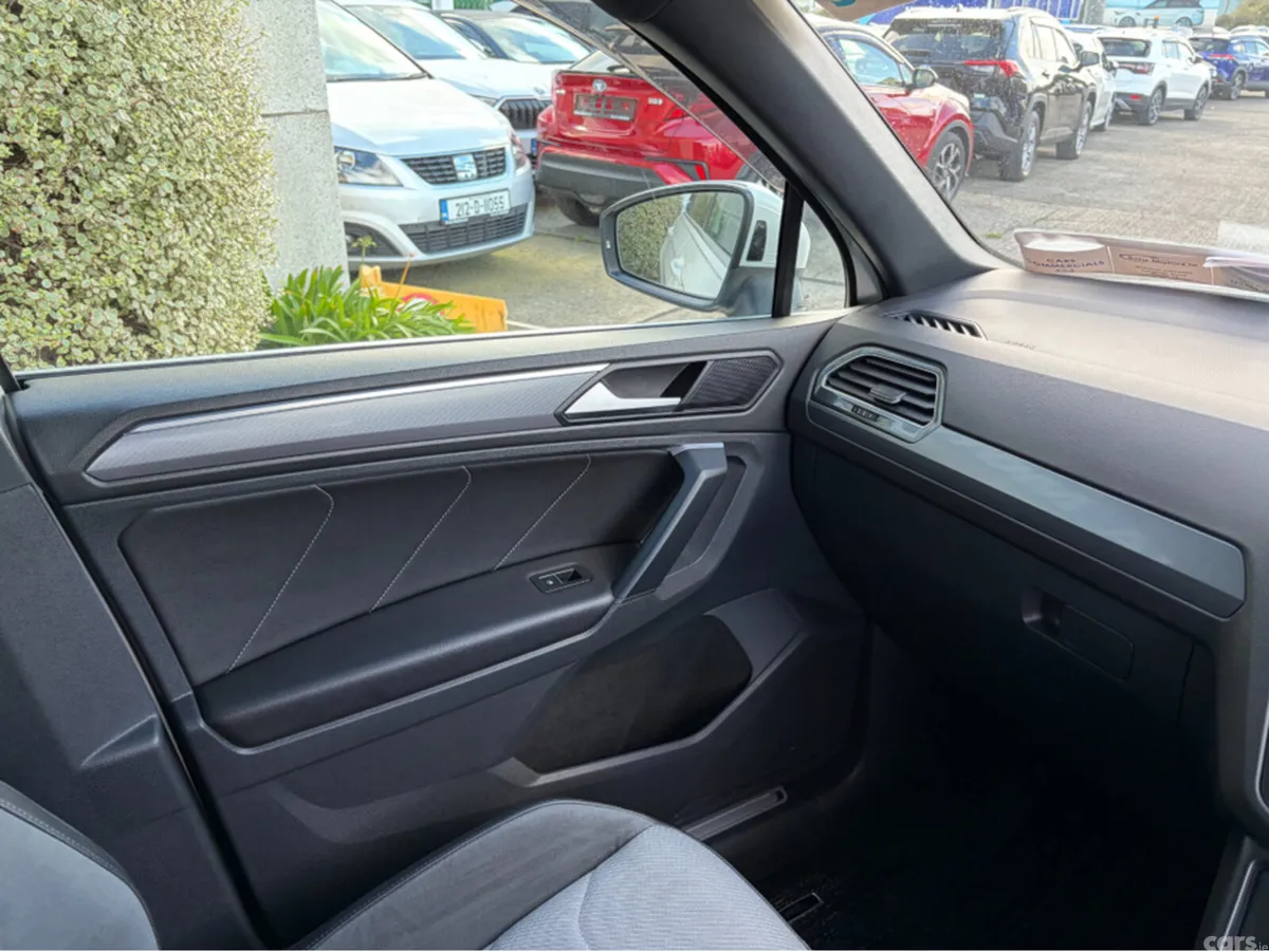 Volkswagen Tiguan SUV, Diesel, 2019, White