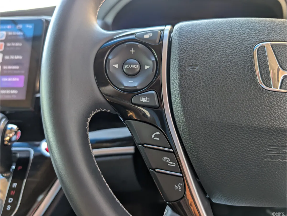 Honda Odyssey MPV, Petrol Hybrid, 2019, Blue