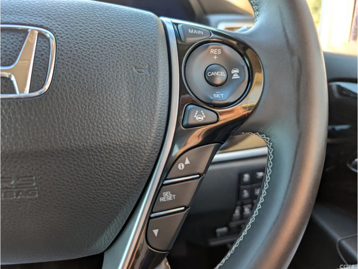 Honda Odyssey MPV, Petrol Hybrid, 2019, Blue