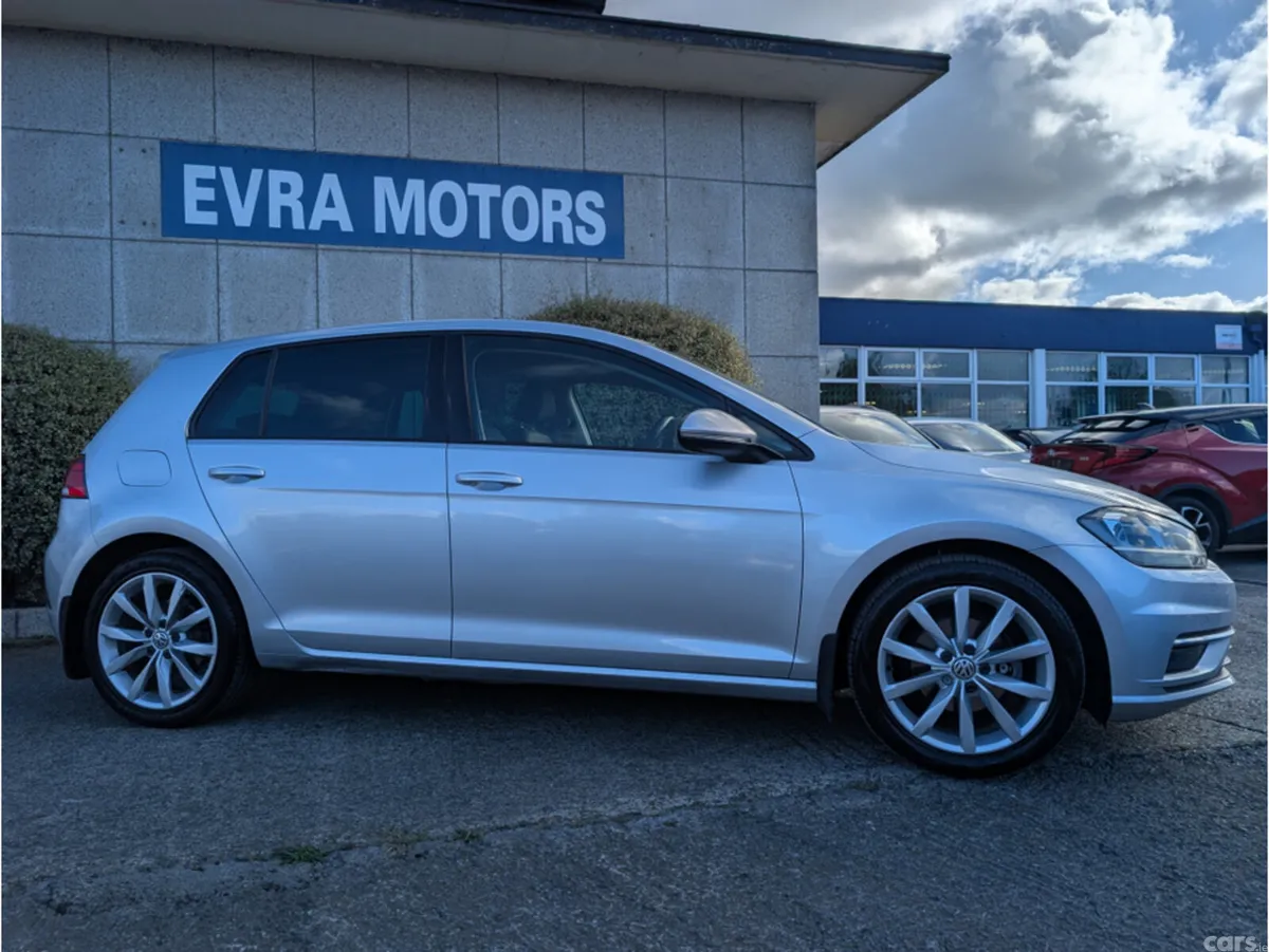 Volkswagen Golf Hatchback, Petrol, 2018, Grey