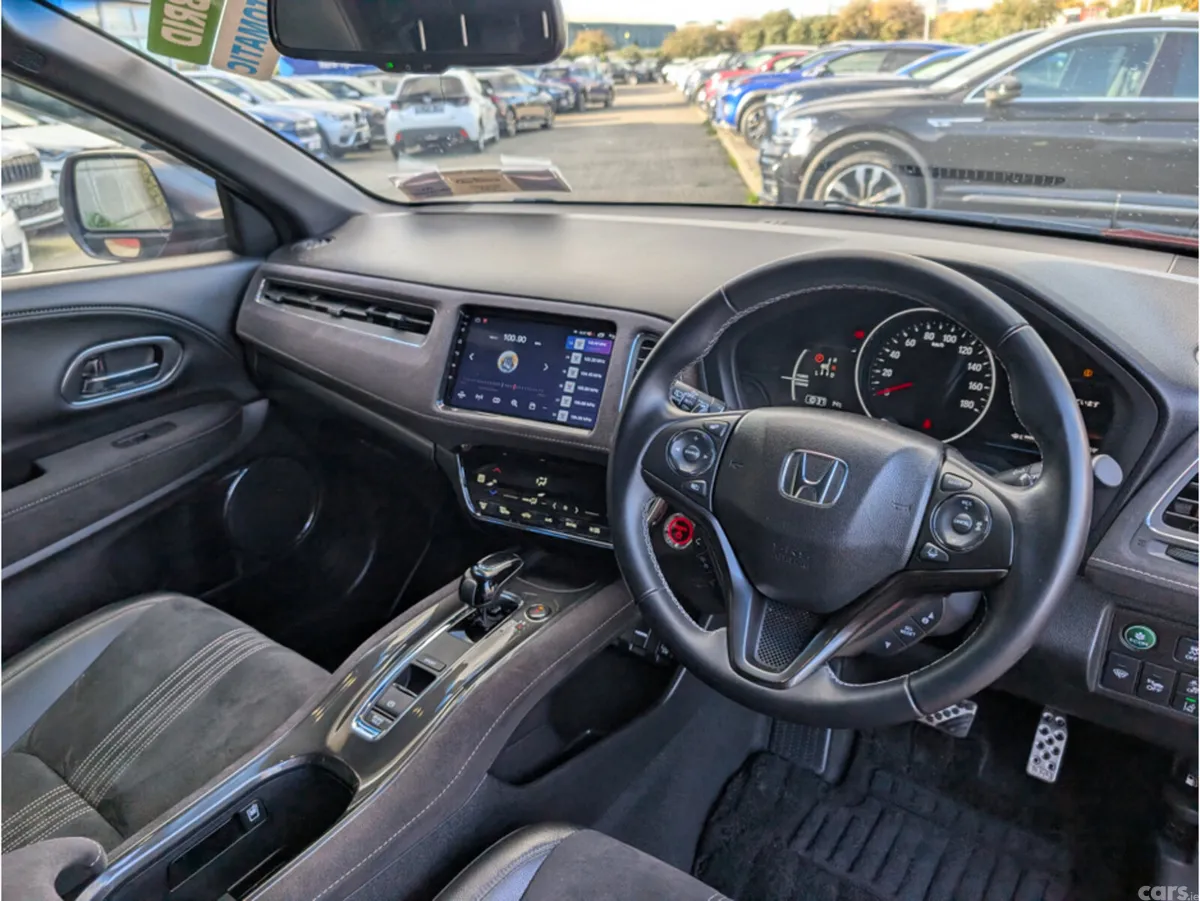 Honda Vezel Hatchback, Petrol Hybrid, 2018, Red