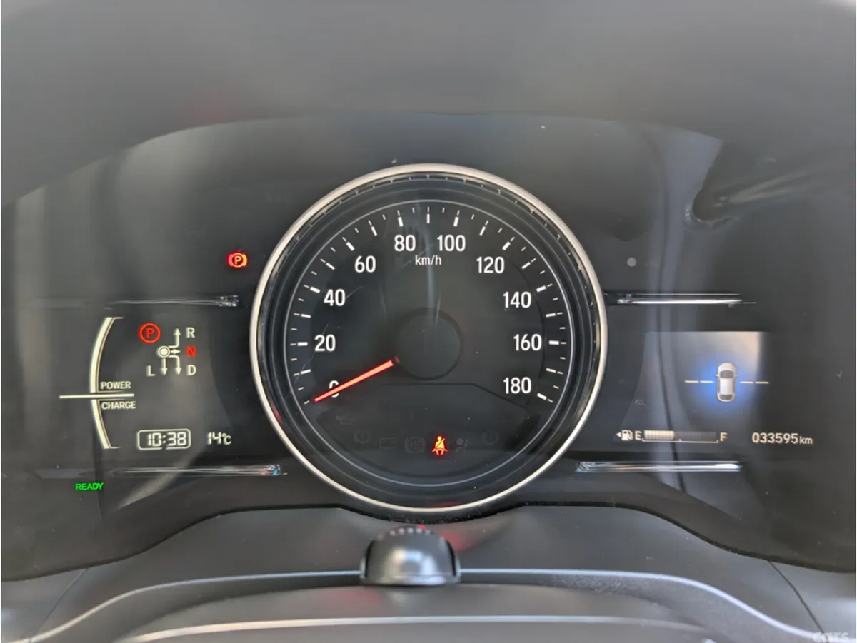 Honda Vezel Hatchback, Petrol Hybrid, 2018, Red